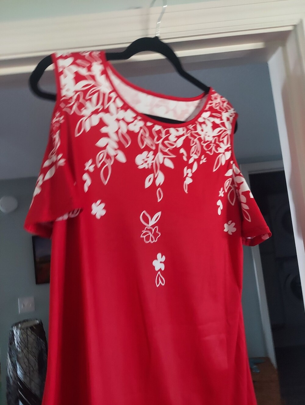 Cold-Shoulder Floral Print Women’s Dress in Red